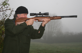 Diana 440 Thumbhole