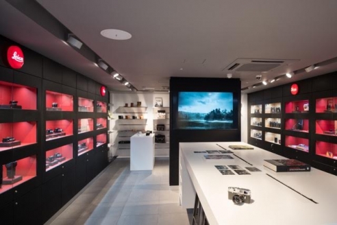 Leica’s new UK flagship store gives customers a fully interactive experience